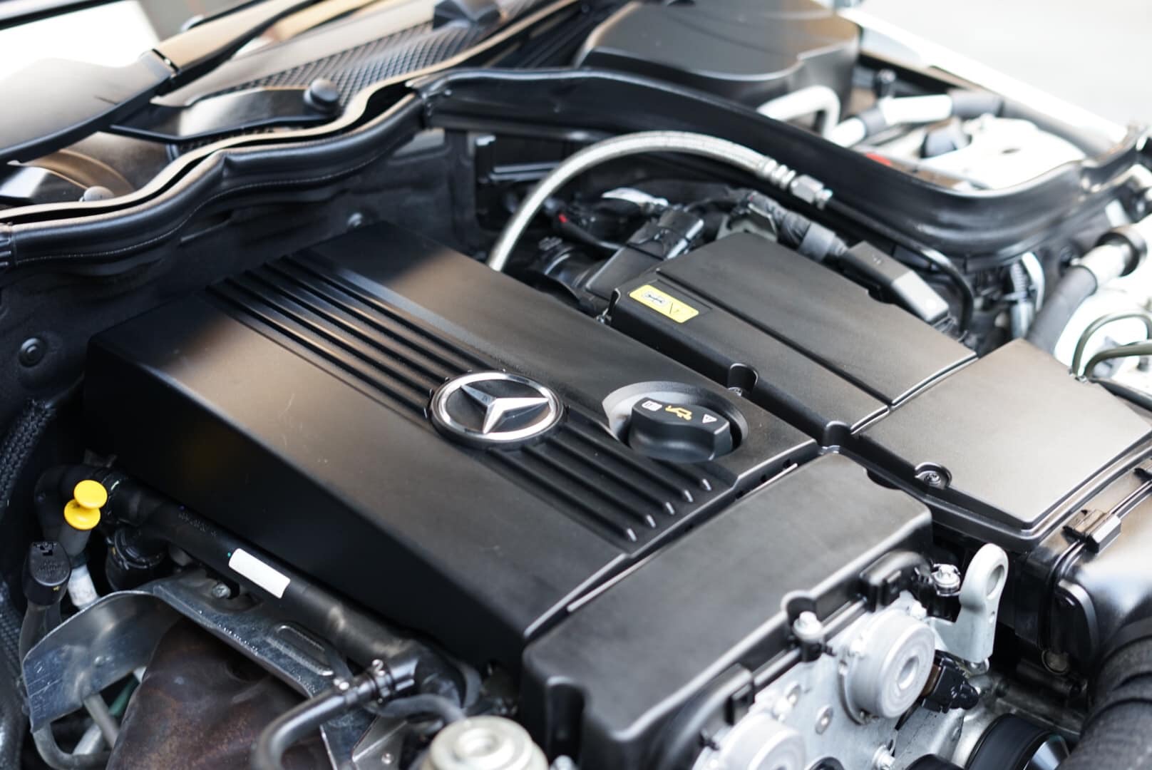 Mercedes-Benz C-Class W204 C200 ปี 2009 สีเงิน (รูปที่ 17)