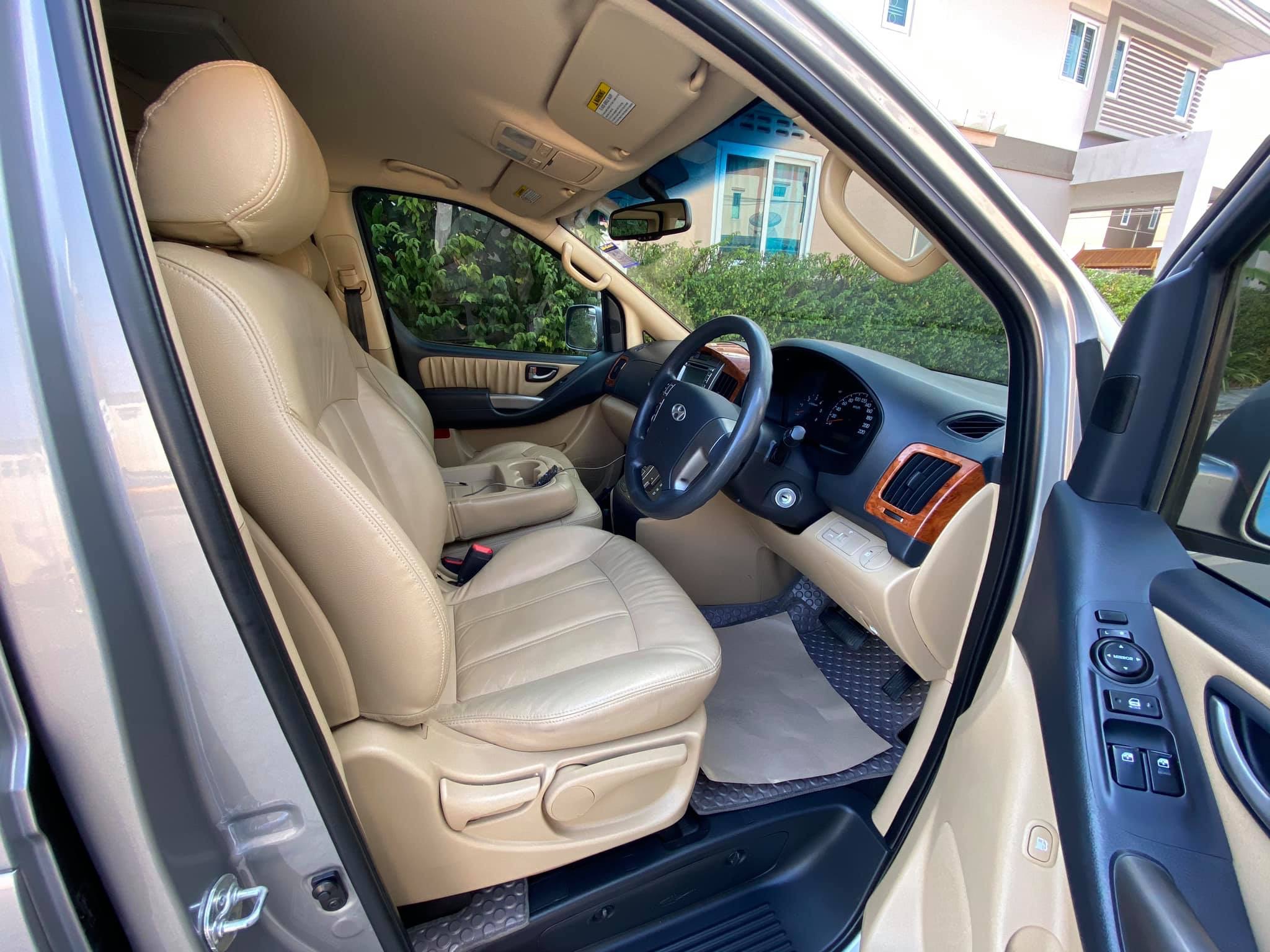 Hyundai H-1 ปี 2015 สีเทา (รูปที่ 7)