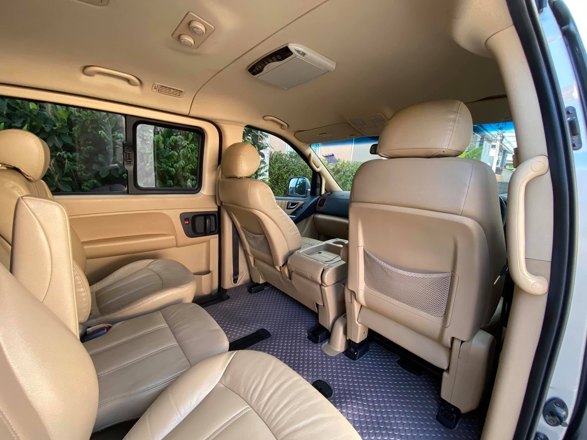 Hyundai H-1 ปี 2015 สีเทา (รูปที่ 17)