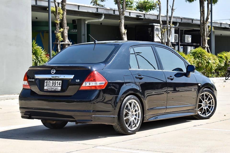 Nissan Tiida ปี 2007 สีดำ (รูปที่ 5)