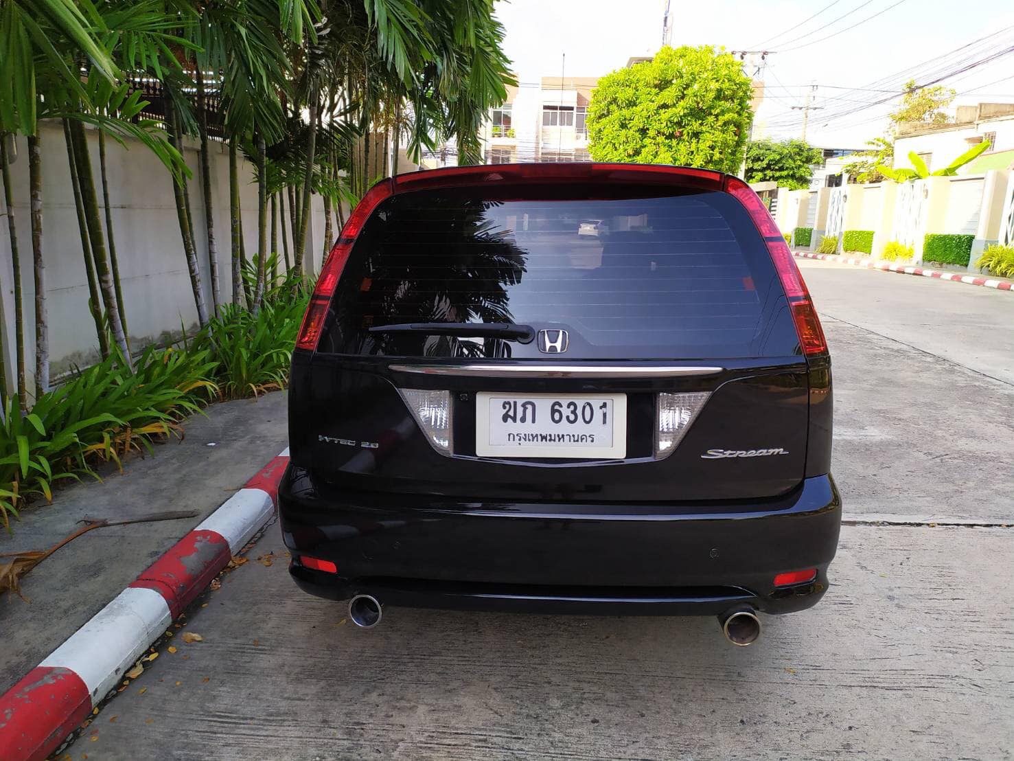 Honda Stream ปี 2006 สีดำ (รูปที่ 5)