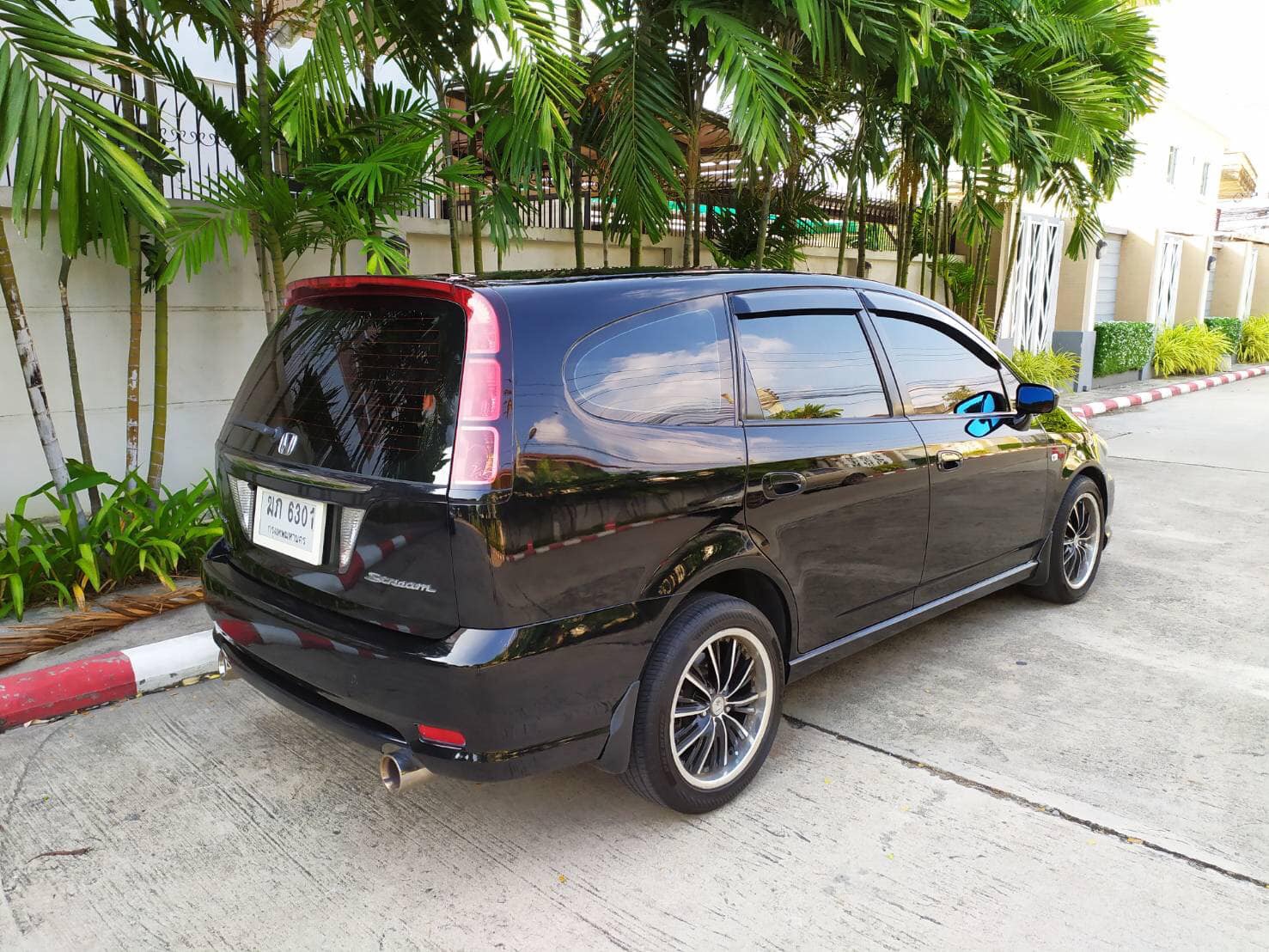 Honda Stream ปี 2006 สีดำ (รูปที่ 4)