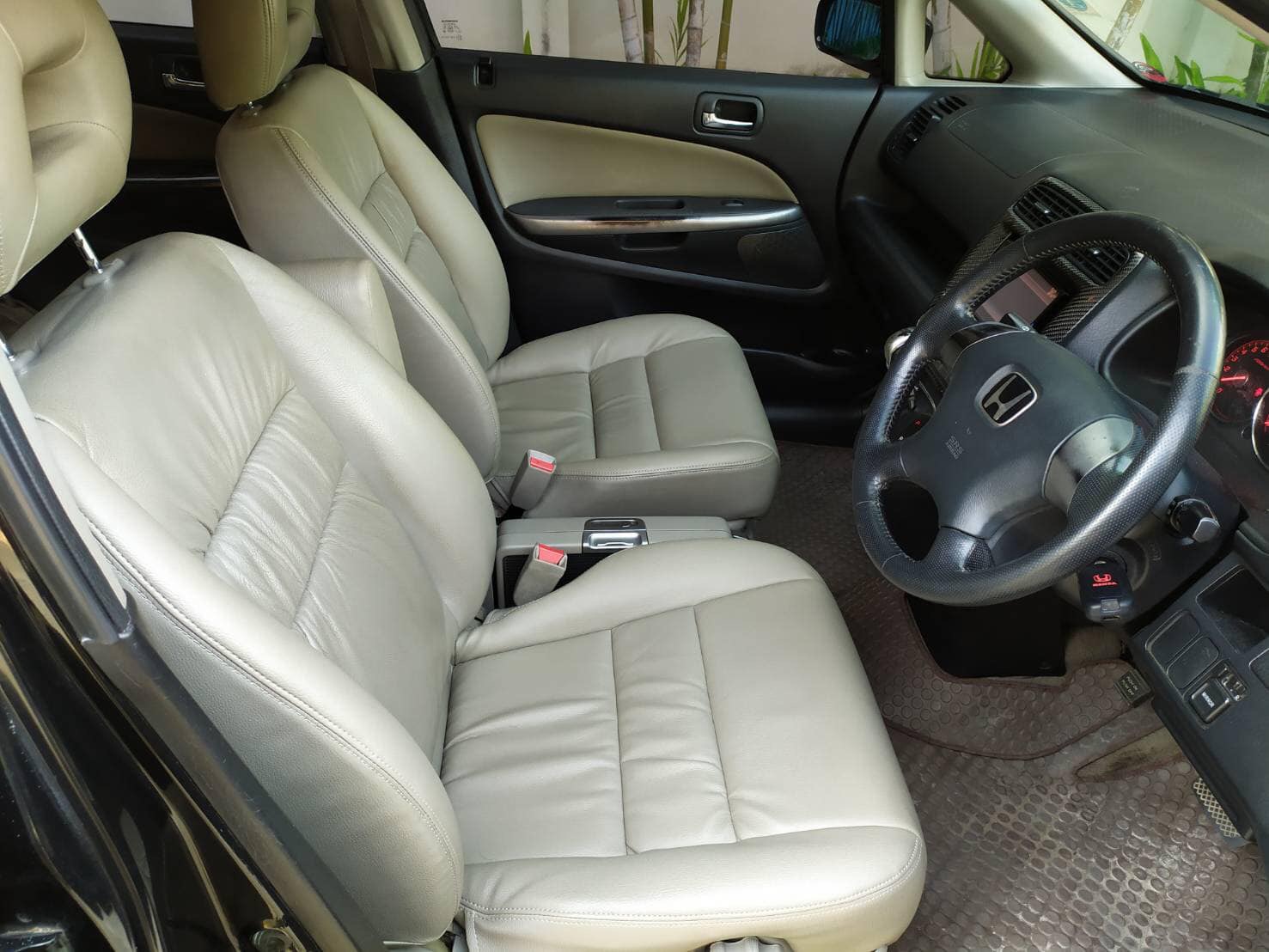 Honda Stream ปี 2006 สีดำ (รูปที่ 7)