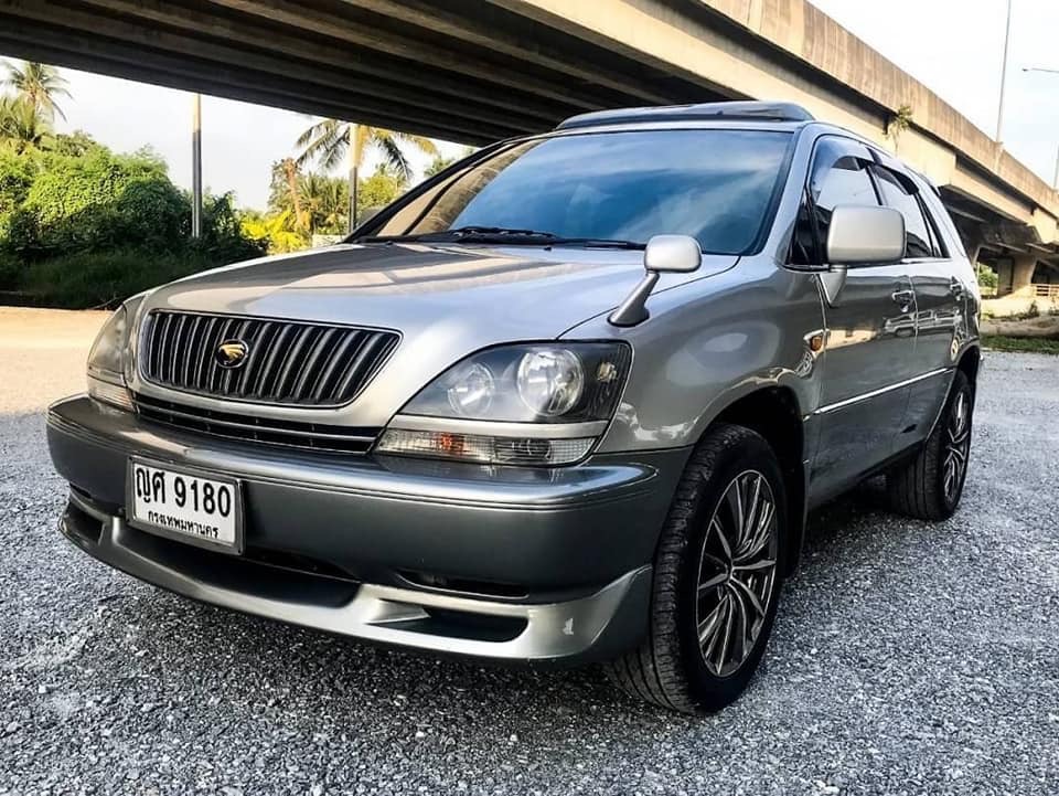 Toyota Harrier ปี 1999 สีเงิน (รูปที่ 2)