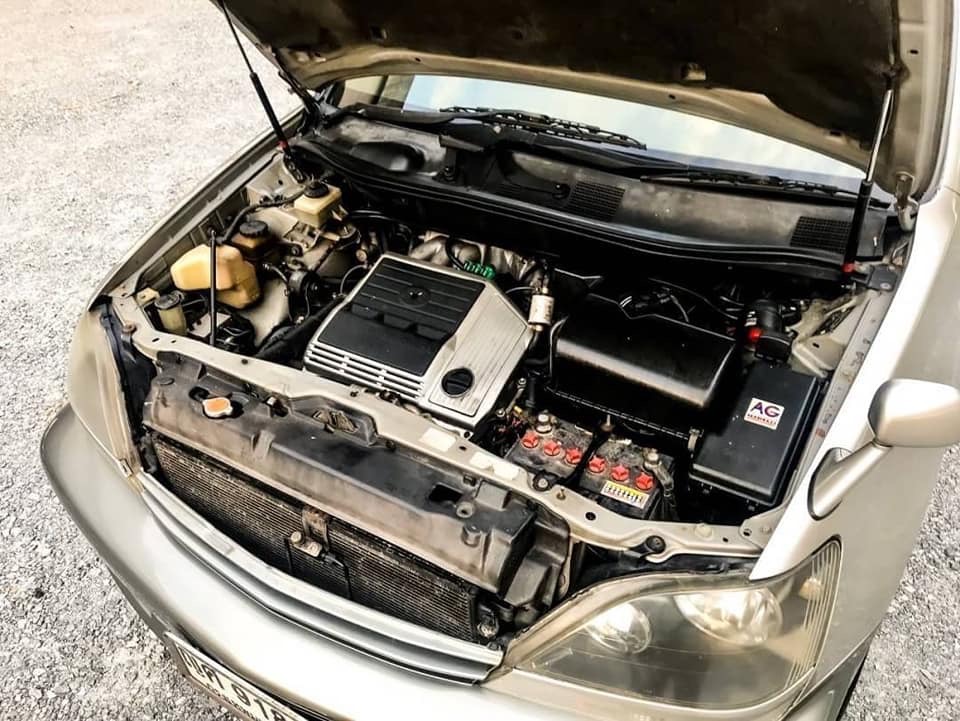 Toyota Harrier ปี 1999 สีเงิน (รูปที่ 9)