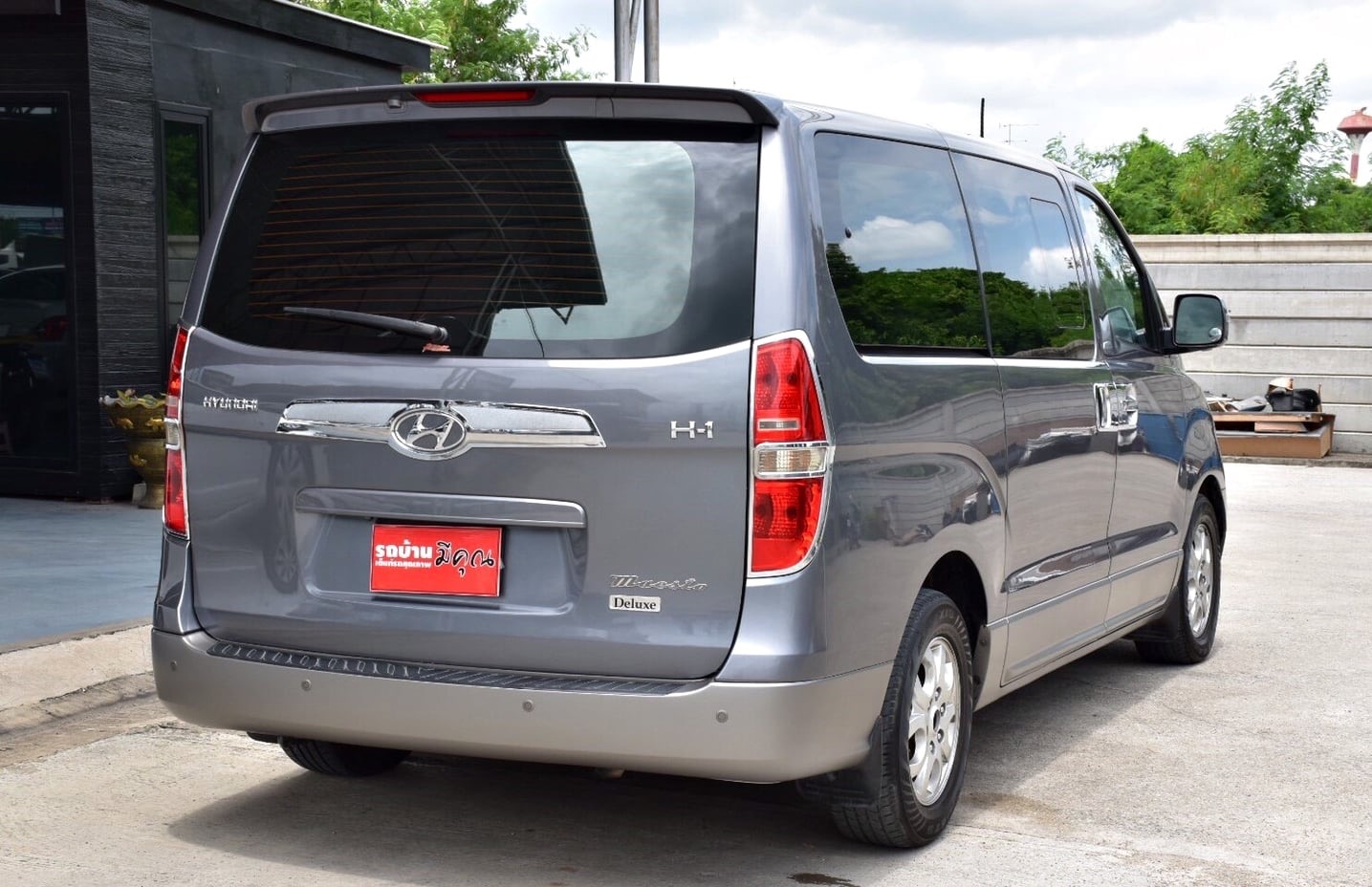 Hyundai H-1 ปี 2010 สีเทา (รูปที่ 5)