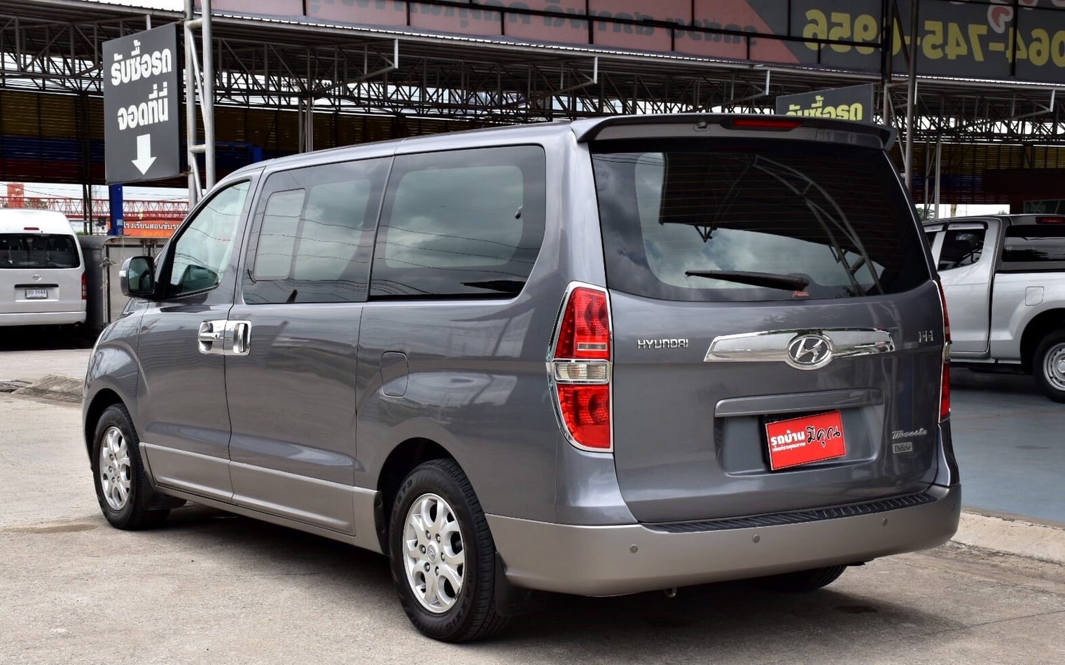 Hyundai H-1 ปี 2010 สีเทา (รูปที่ 14)