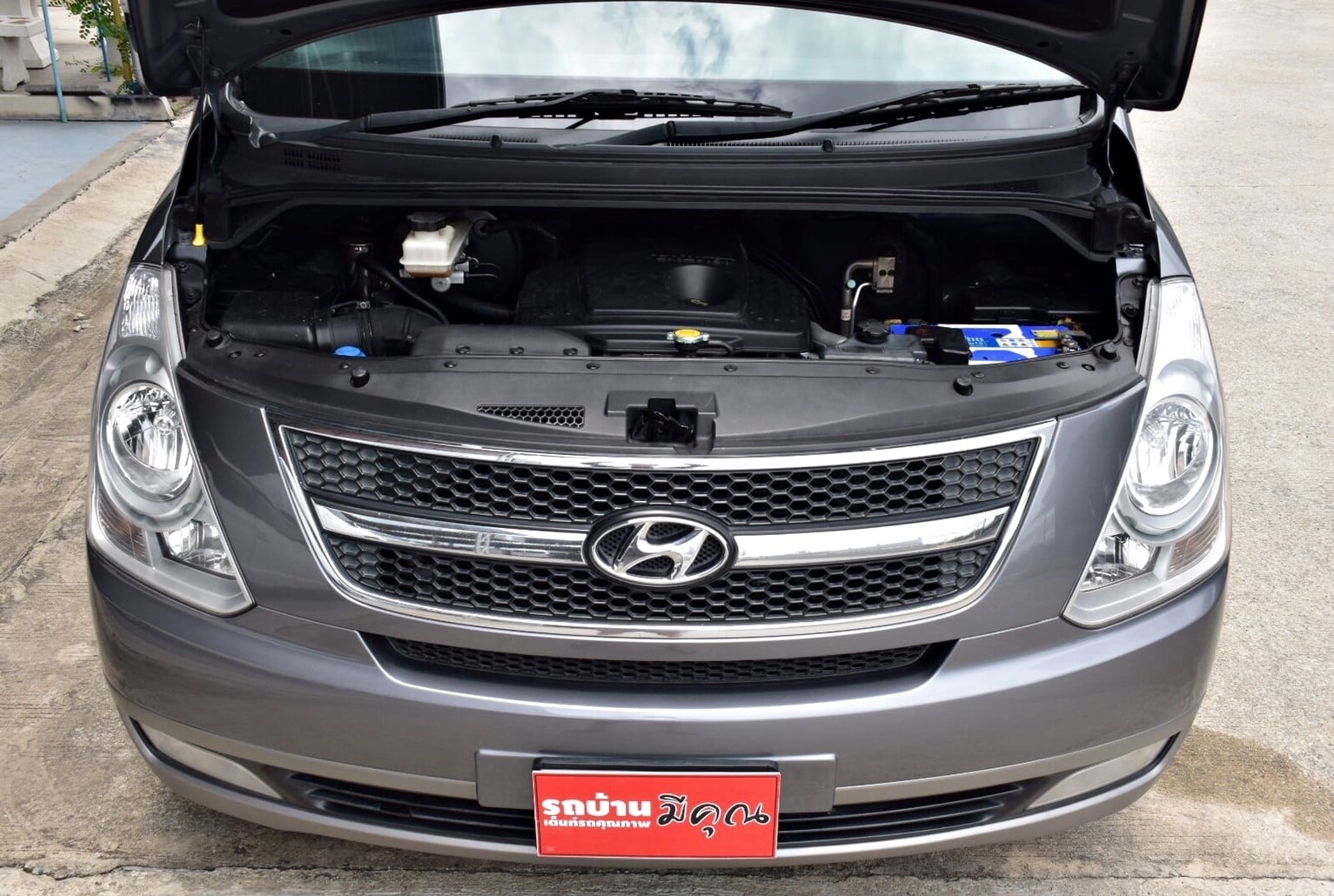 Hyundai H-1 ปี 2010 สีเทา (รูปที่ 13)