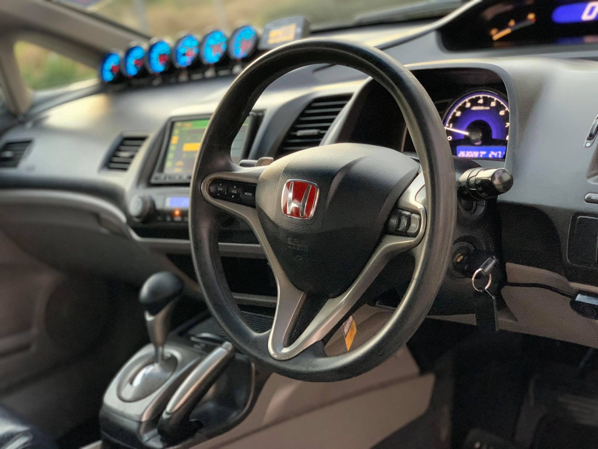 Honda Civic FD ปี 2009 สีเงิน (รูปที่ 10)
