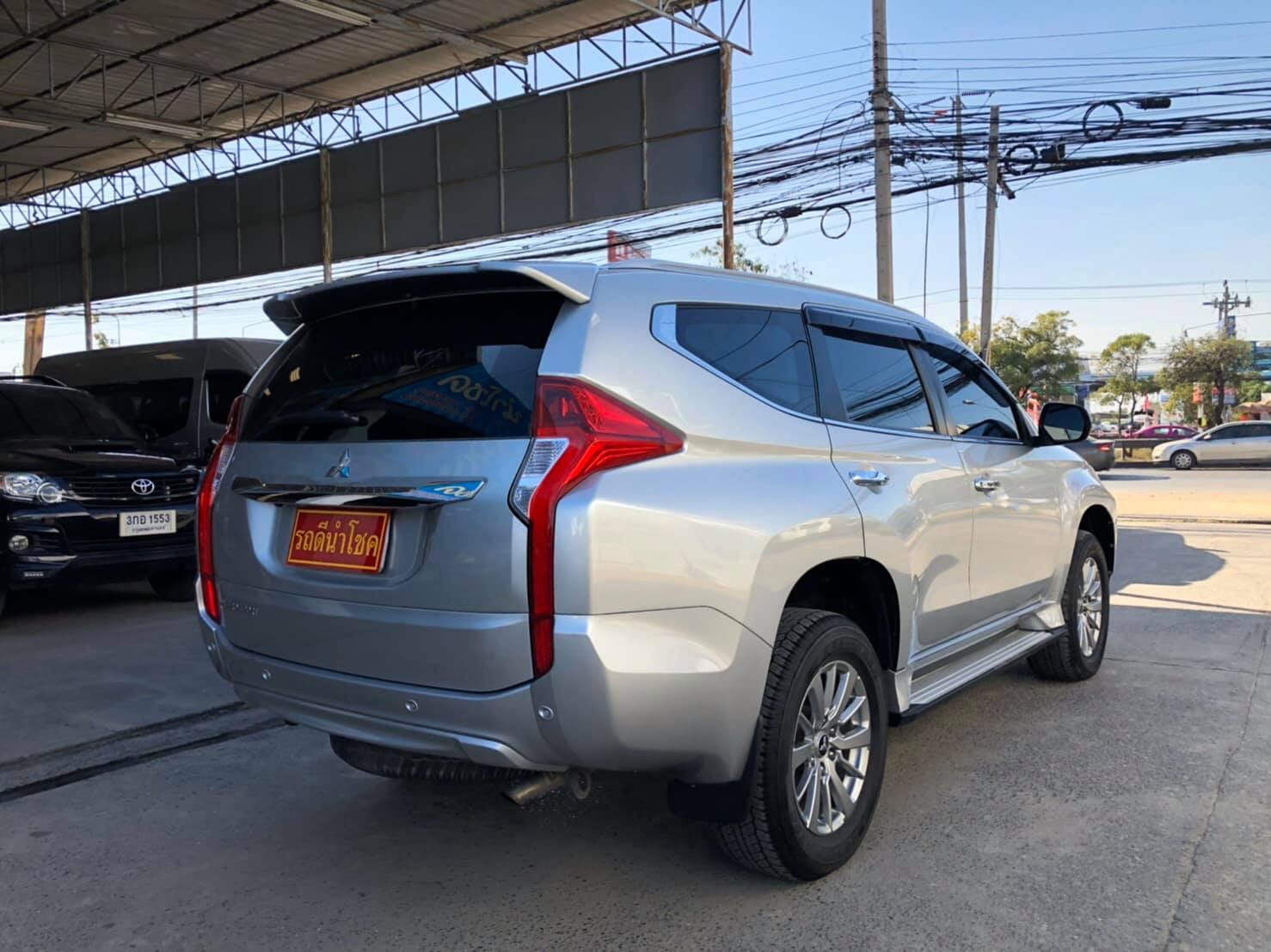 Mitsubishi Pajero Sport ปี 2017 สีเงิน (รูปที่ 7)
