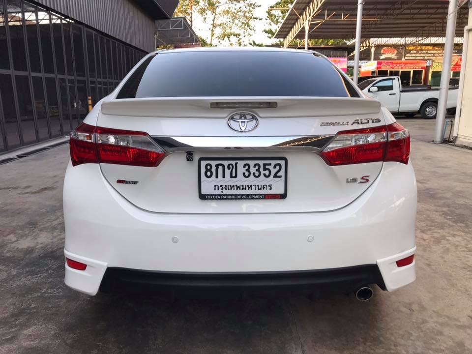 Toyota Corolla Altis โฉม 14-16 ปี 2014 สีขาว (รูปที่ 3)