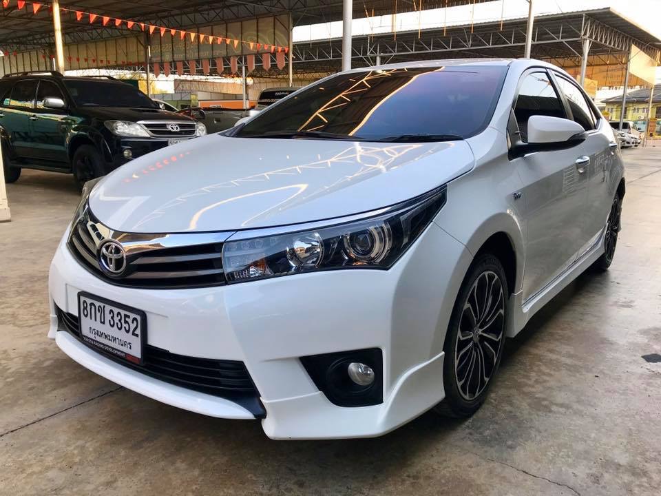 Toyota Corolla Altis โฉม 14-16 ปี 2014 สีขาว (รูปที่ 6)
