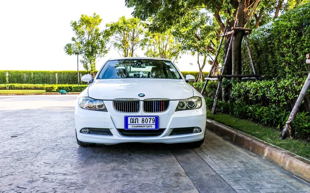 BMW 3 Series Gen5 E90 320d ปี 2009 สีขาว (รูปที่ 2)