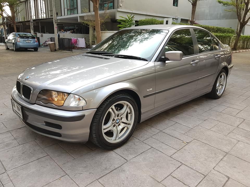 BMW 3 Series Gen4 E46 318i ปี 2001 สีเทา (รูปที่ 2)