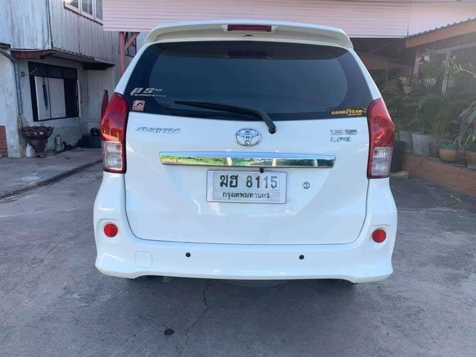Toyota Avanza ปี 2012 สีขาว (รูปที่ 16)