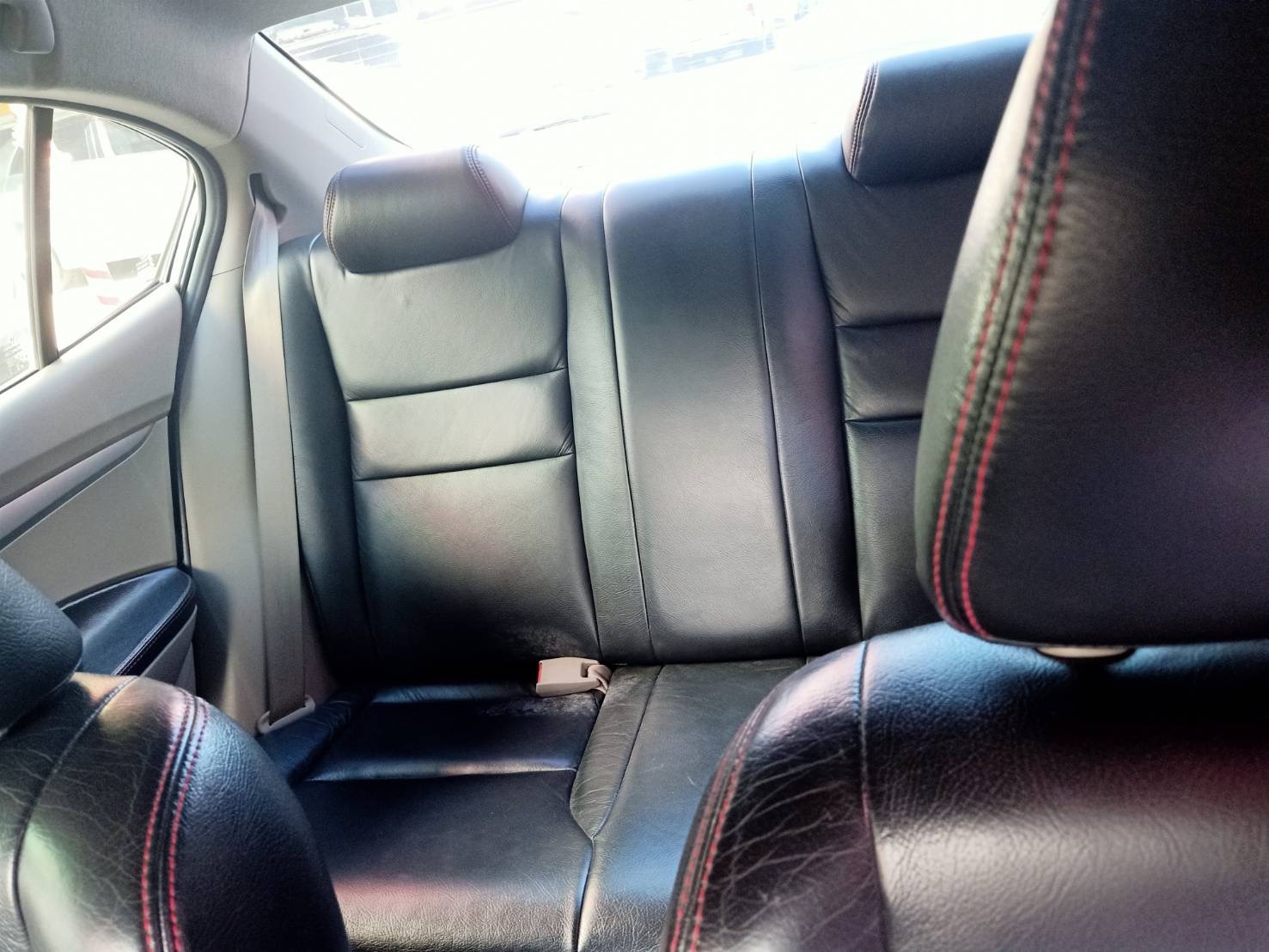 Honda City ปี 2011 สีเงิน (รูปที่ 8)
