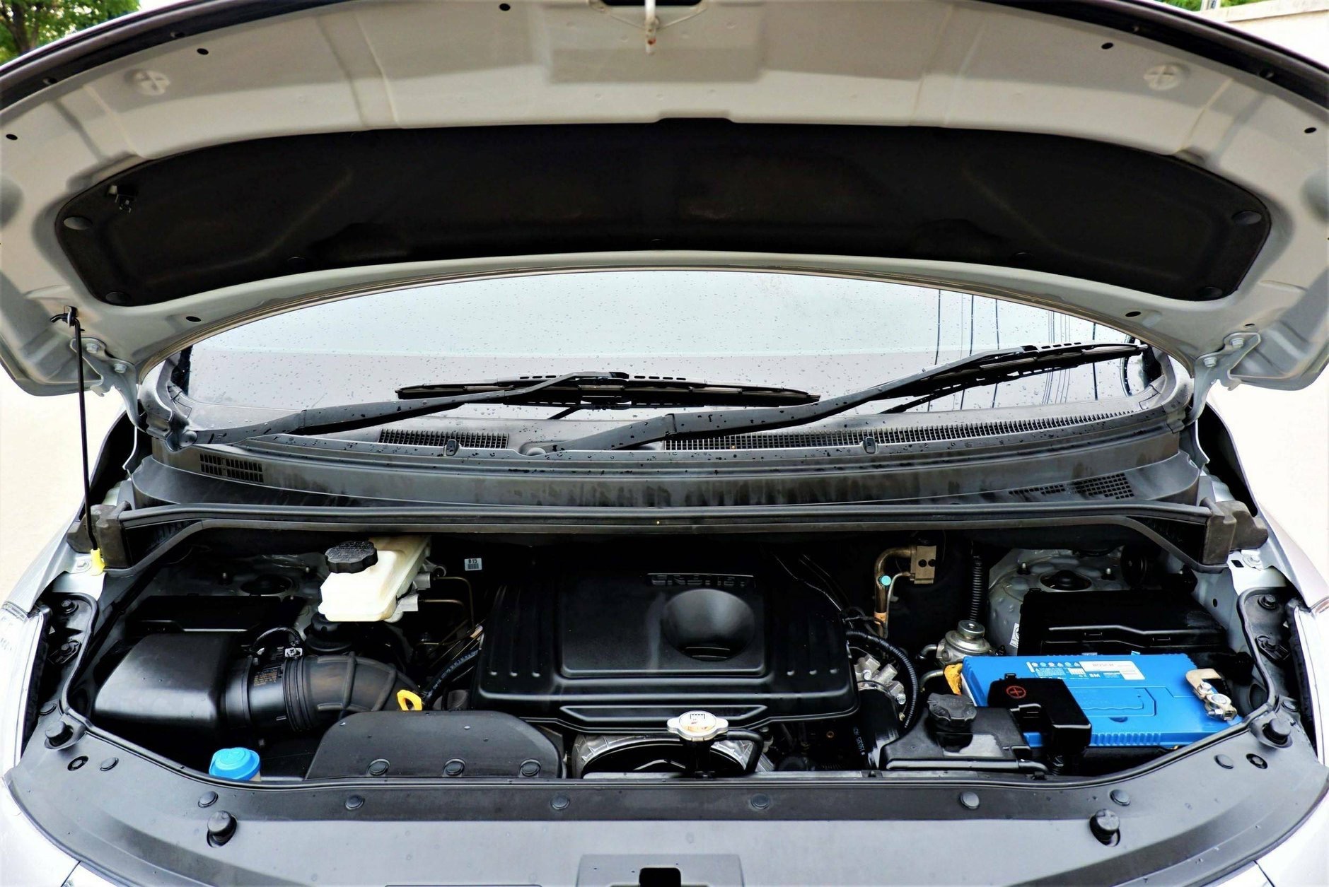 Hyundai H-1 ปี 2015 สีเงิน (รูปที่ 12)