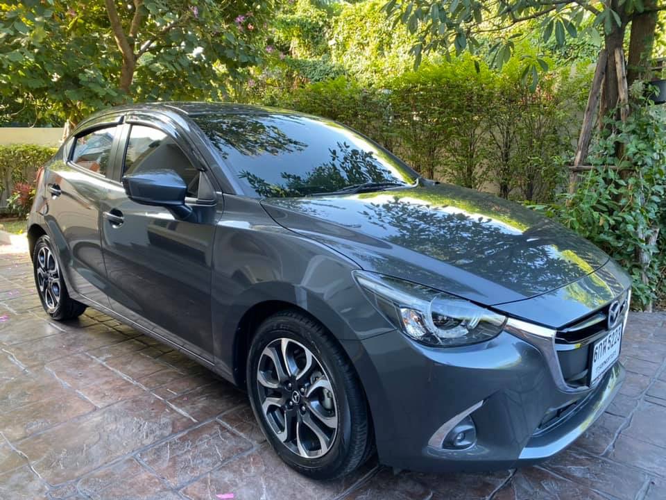 Mazda 2 Hatchback (5 ประตู) ปี 2017 สีเทา (รูปที่ 2)