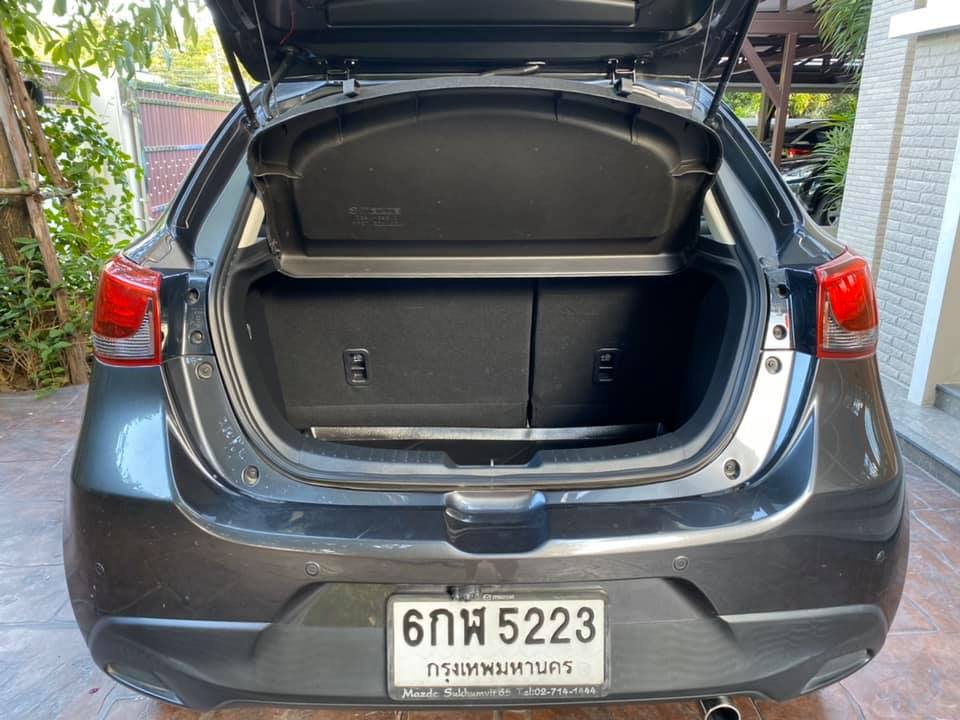 Mazda 2 Hatchback (5 ประตู) ปี 2017 สีเทา (รูปที่ 7)
