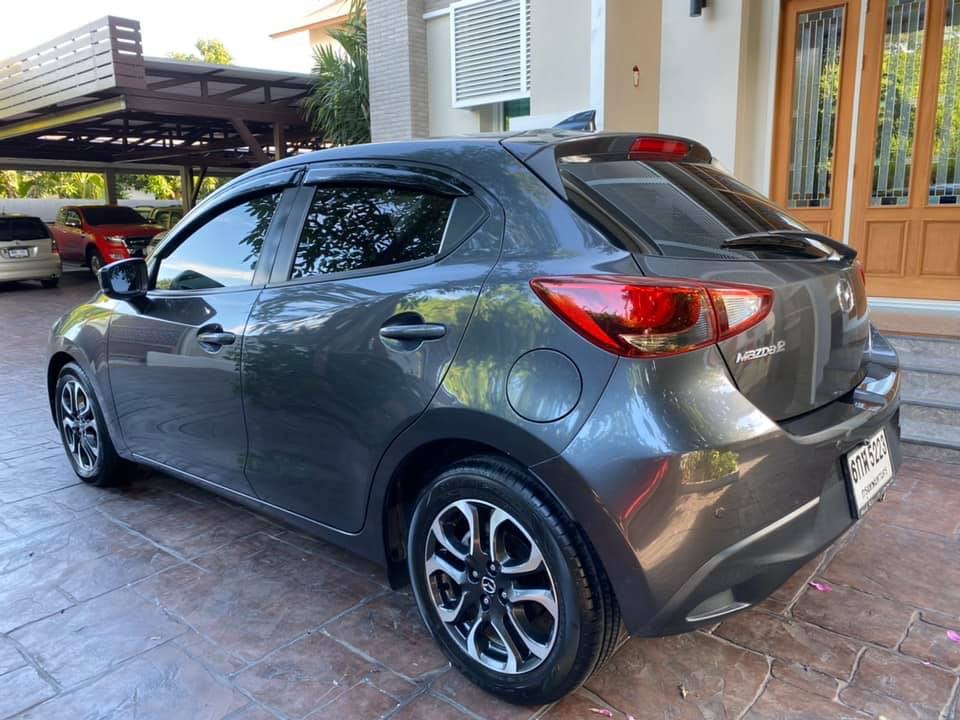 Mazda 2 Hatchback (5 ประตู) ปี 2017 สีเทา (รูปที่ 9)