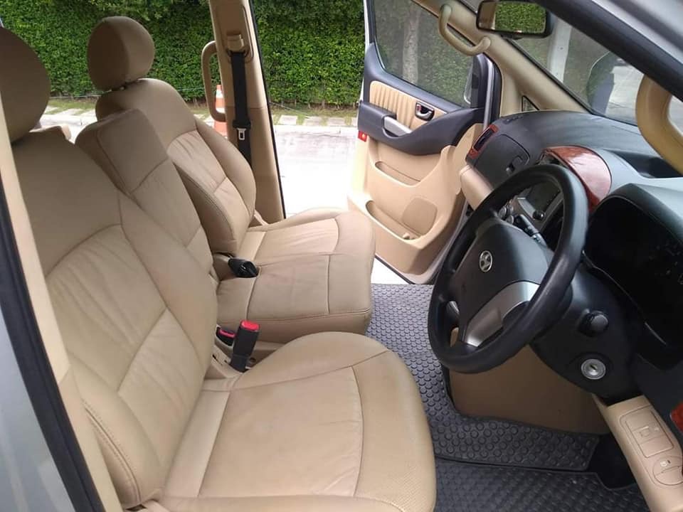 Hyundai H-1 ปี 2011 สีเงิน (รูปที่ 7)