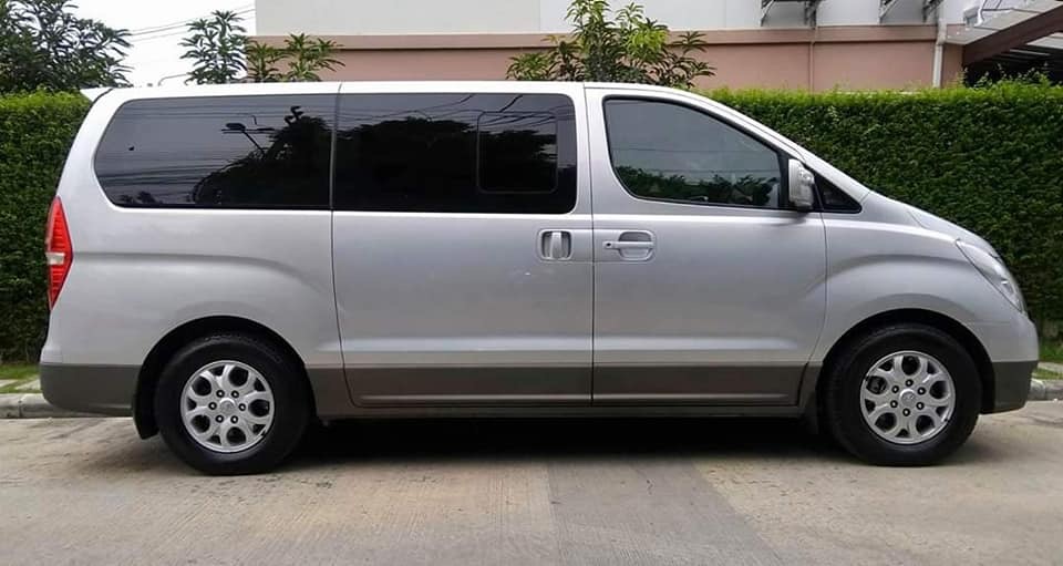 Hyundai H-1 ปี 2011 สีเงิน (รูปที่ 9)