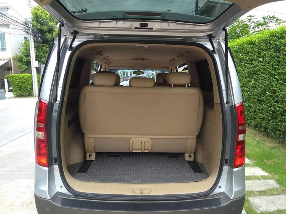 Hyundai H-1 ปี 2011 สีเงิน (รูปที่ 8)