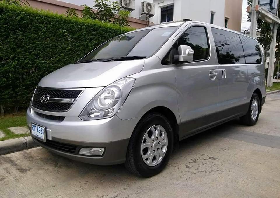 Hyundai H-1 ปี 2011 สีเงิน (รูปที่ 2)