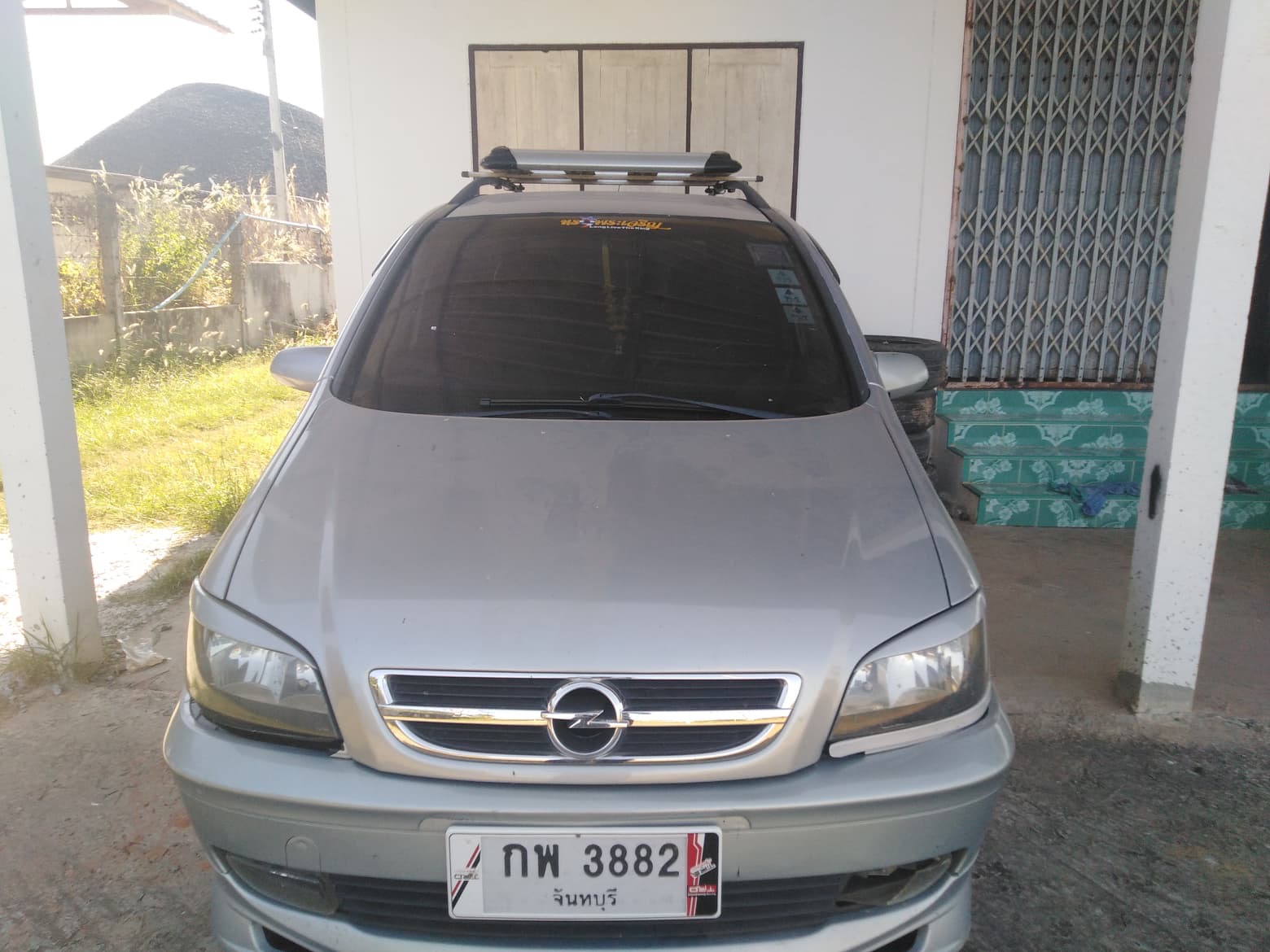 Chevrolet Zafira ปี 2003 สีเทา (รูปที่ 2)
