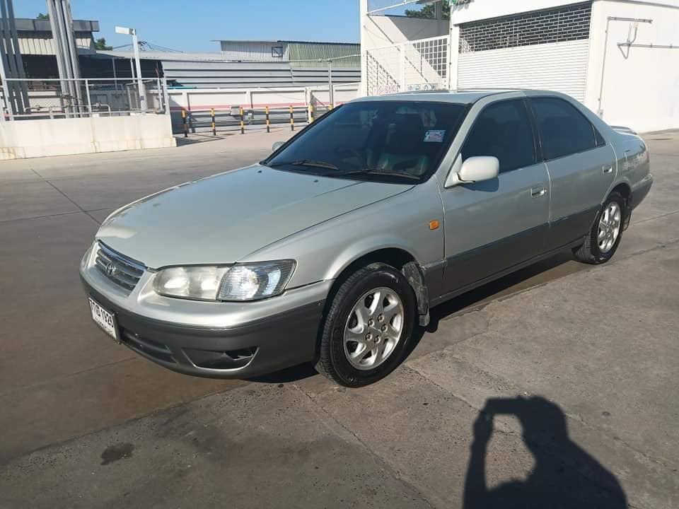 Toyota Camry (XV20) ปี 2001 สีเงิน (รูปที่ 3)