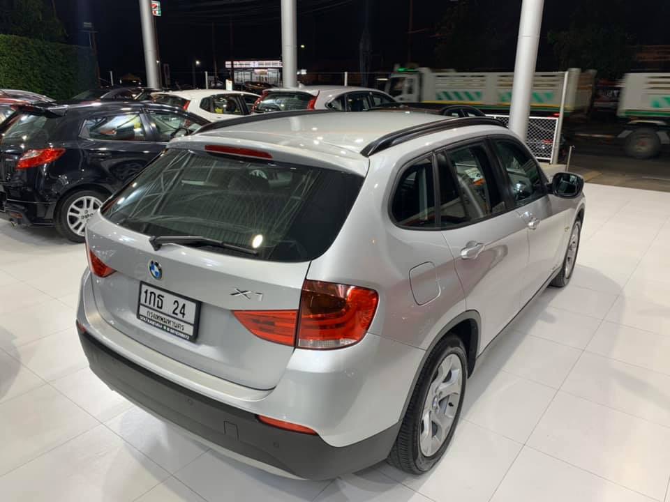 BMW X1 E84 ปี 2013 สีเงิน (รูปที่ 4)