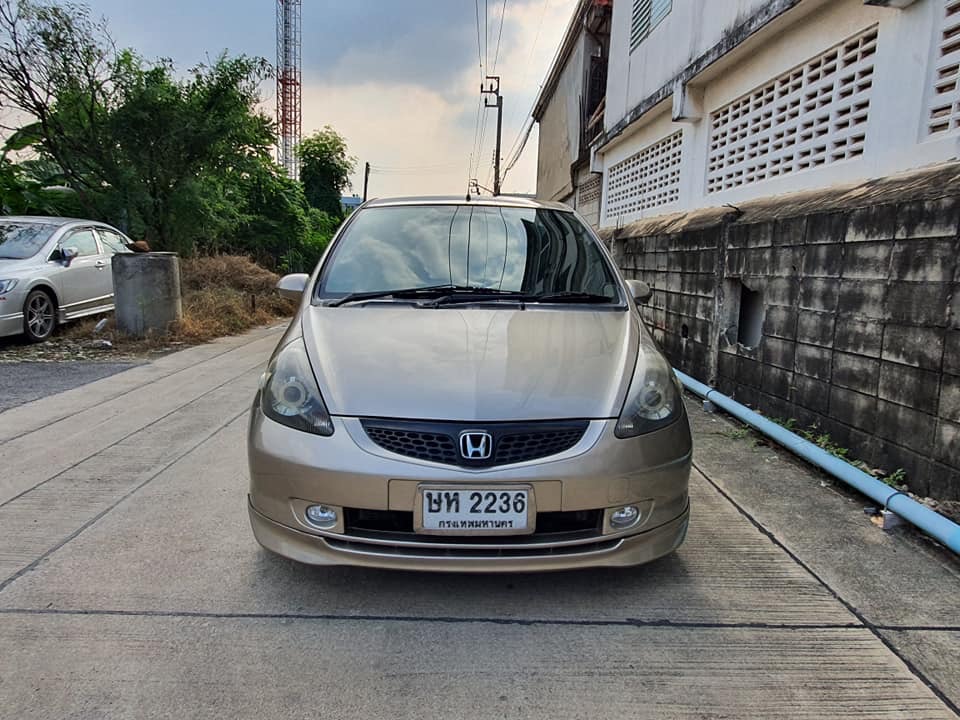 Honda Jazz GD ปี 2004 สีทอง