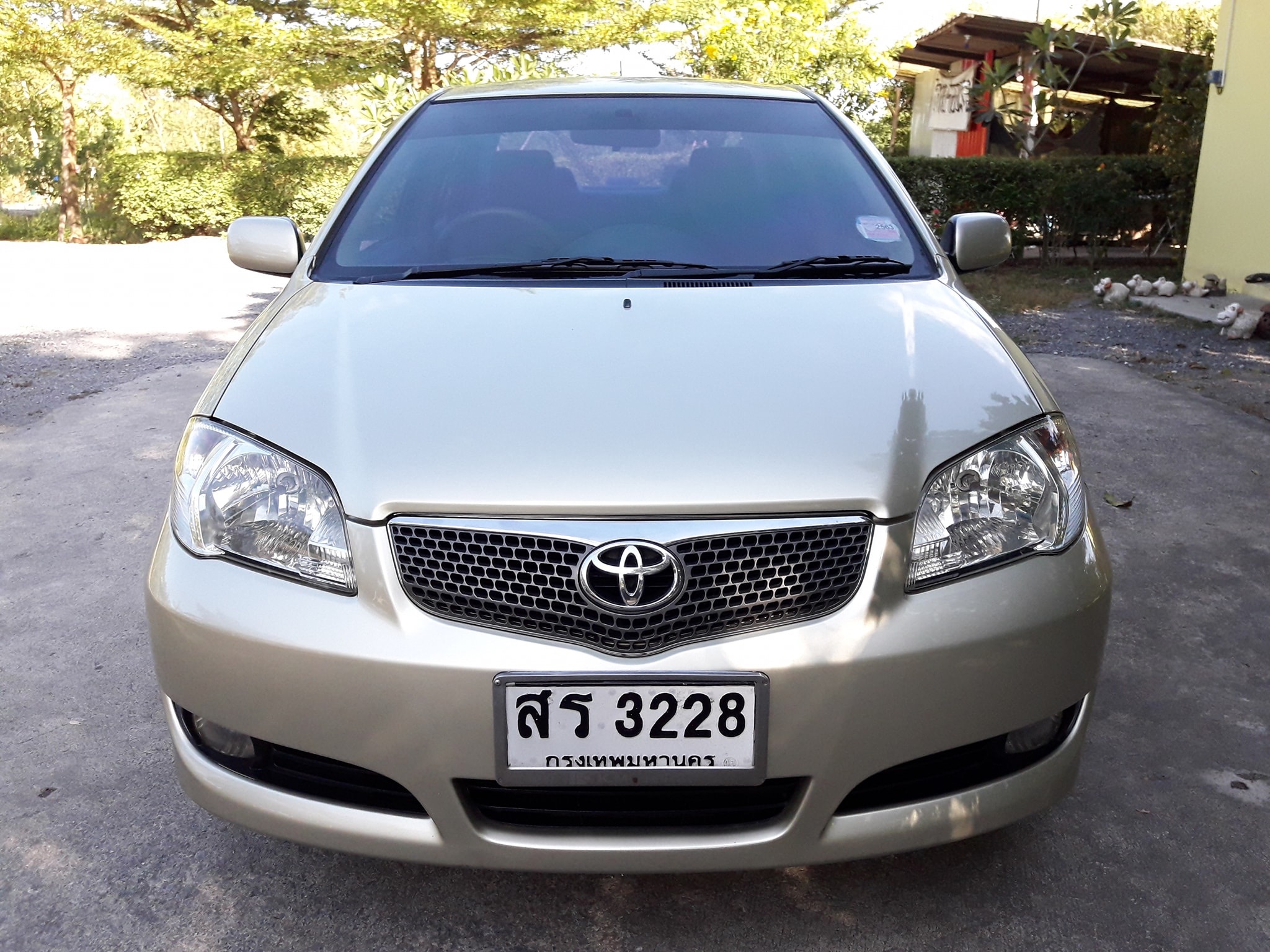 Toyota Vios ปี 2006 สีทอง