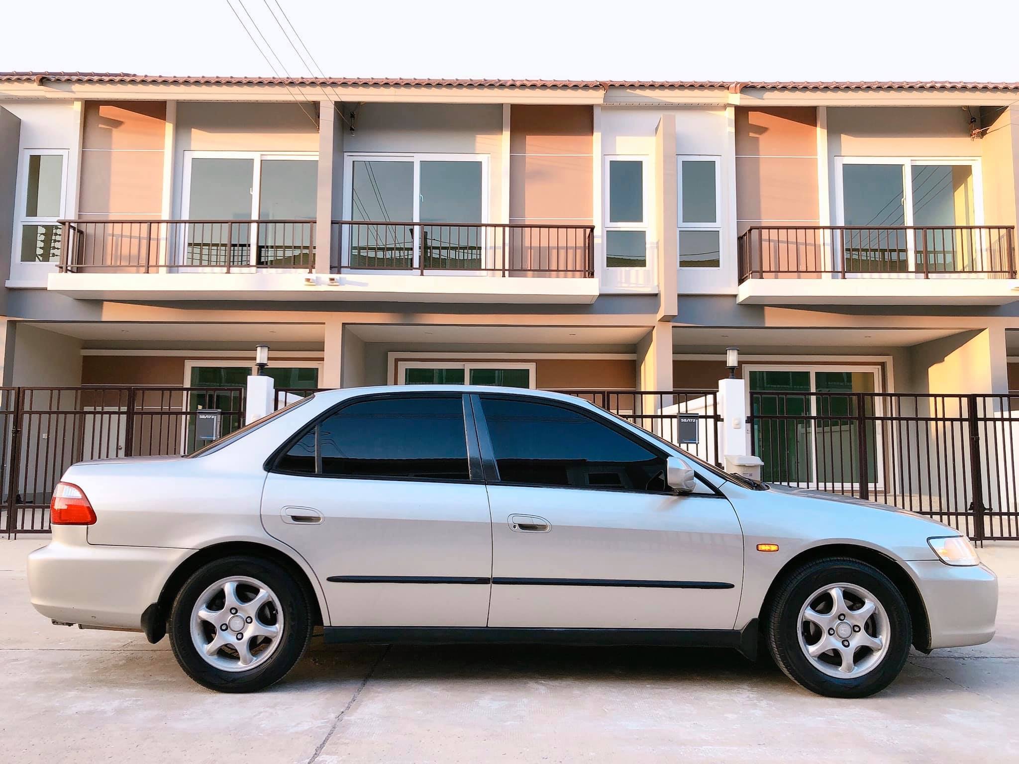 Honda Accord (งูเห่า) ปี 2000 สีเงิน (รูปที่ 3)