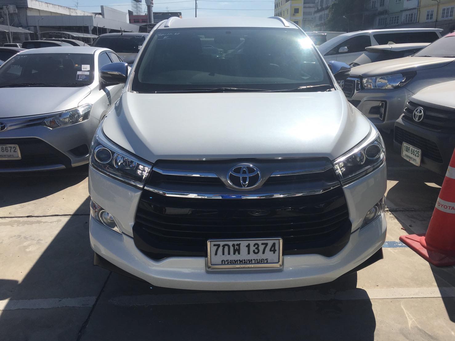Toyota Innova ปี 2018 สีขาว (รูปที่ 3)