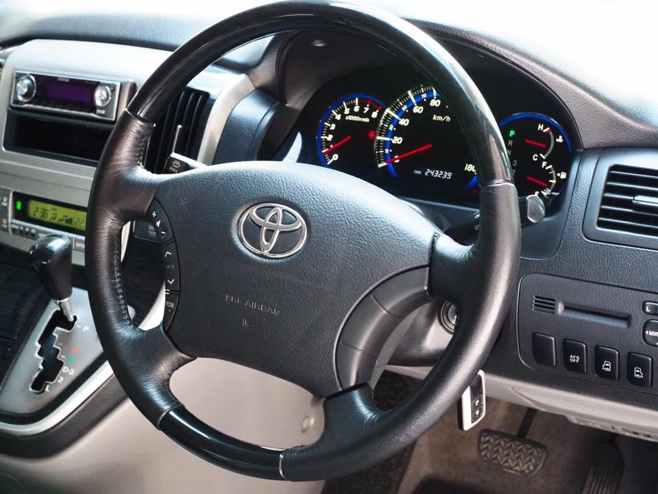 Toyota Alphard ปี 2007 สีเงิน (รูปที่ 9)