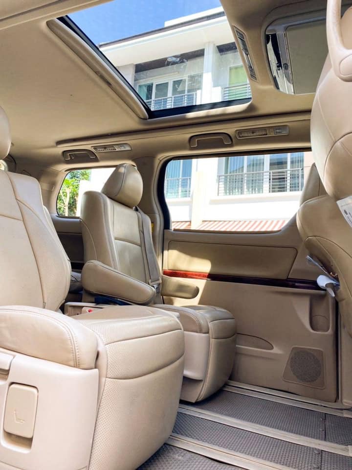 Toyota Alphard ปี 2010 สีดำ (รูปที่ 4)
