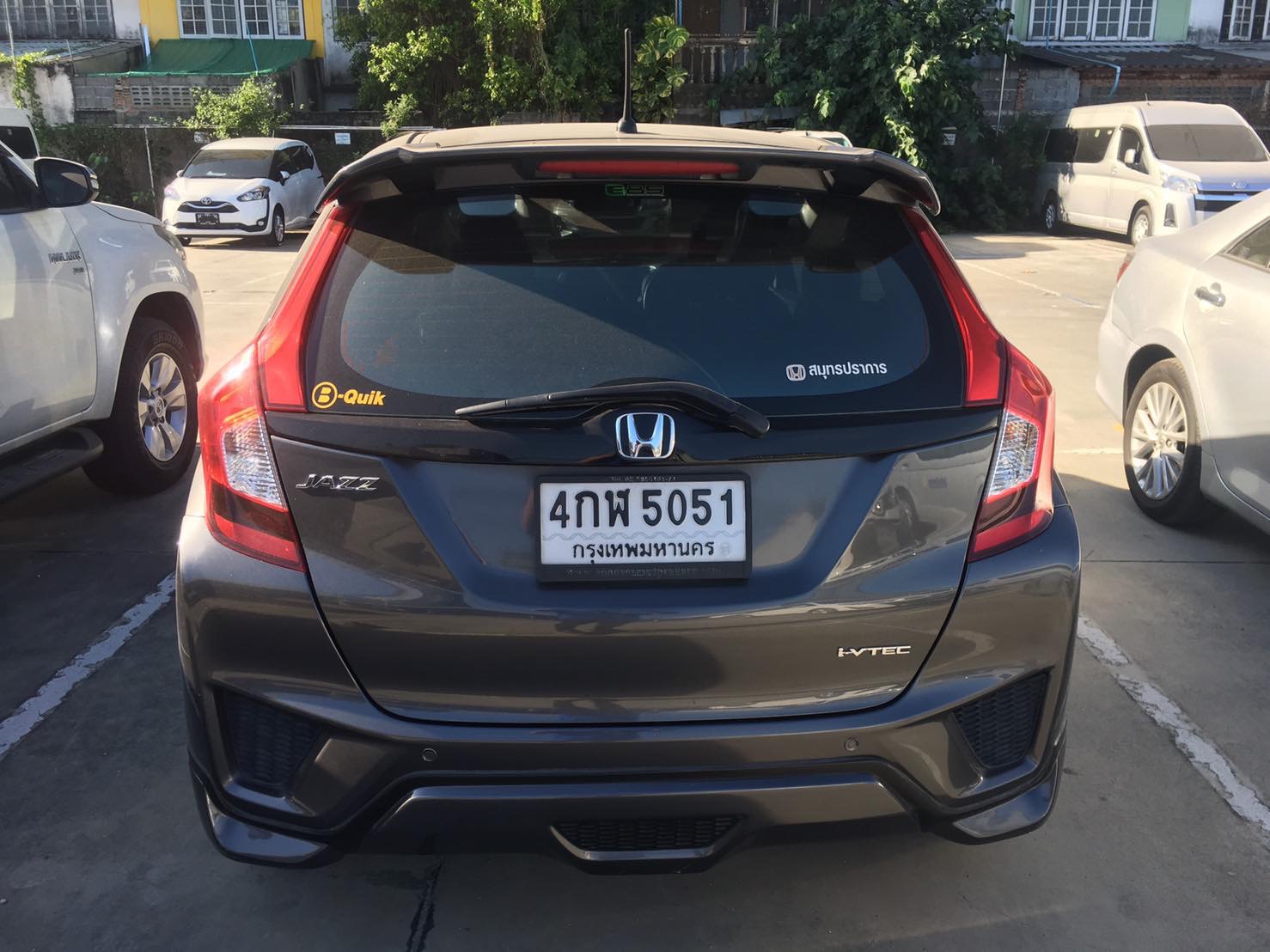 Honda Jazz GK ปี 2015 สีเทา (รูปที่ 6)