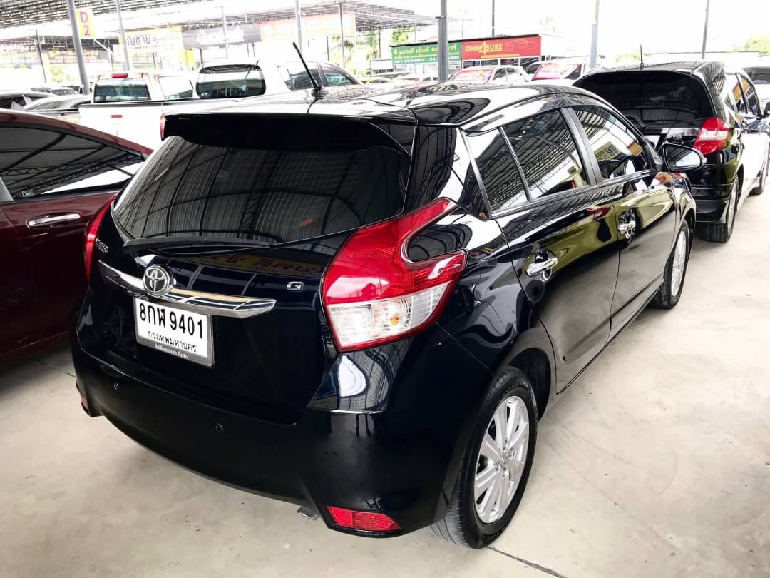 Toyota Yaris Yaris ปี 2015 สีดำ (รูปที่ 4)