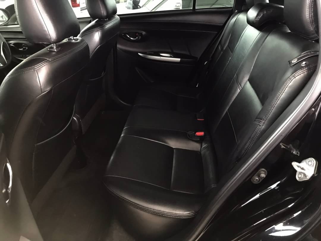 Toyota Yaris Yaris ปี 2015 สีดำ (รูปที่ 19)