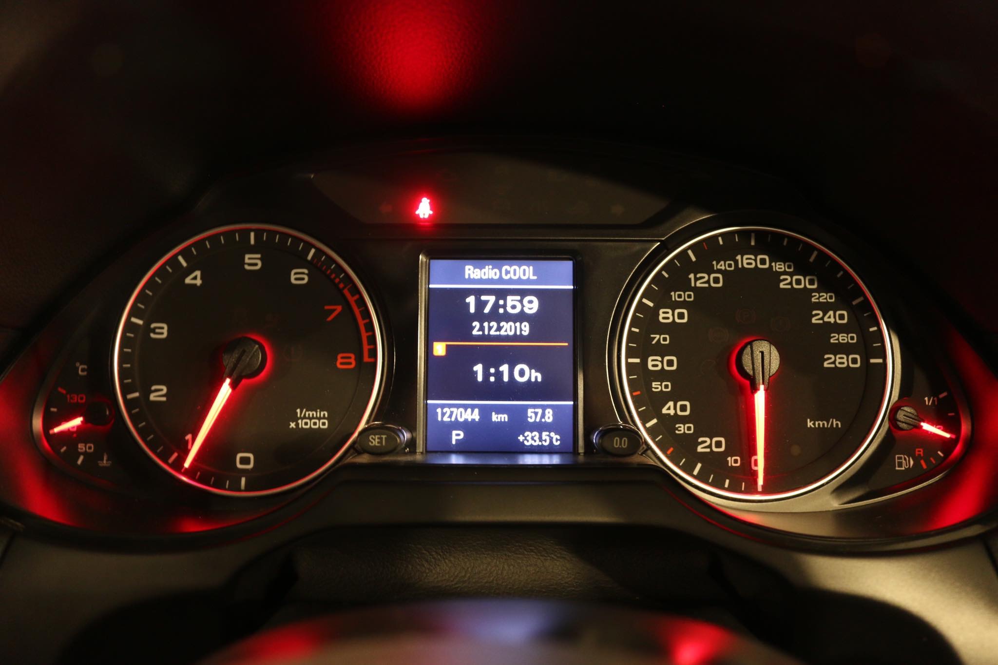 Audi Q5 (8R) ปี 2010 สีขาว (รูปที่ 19)