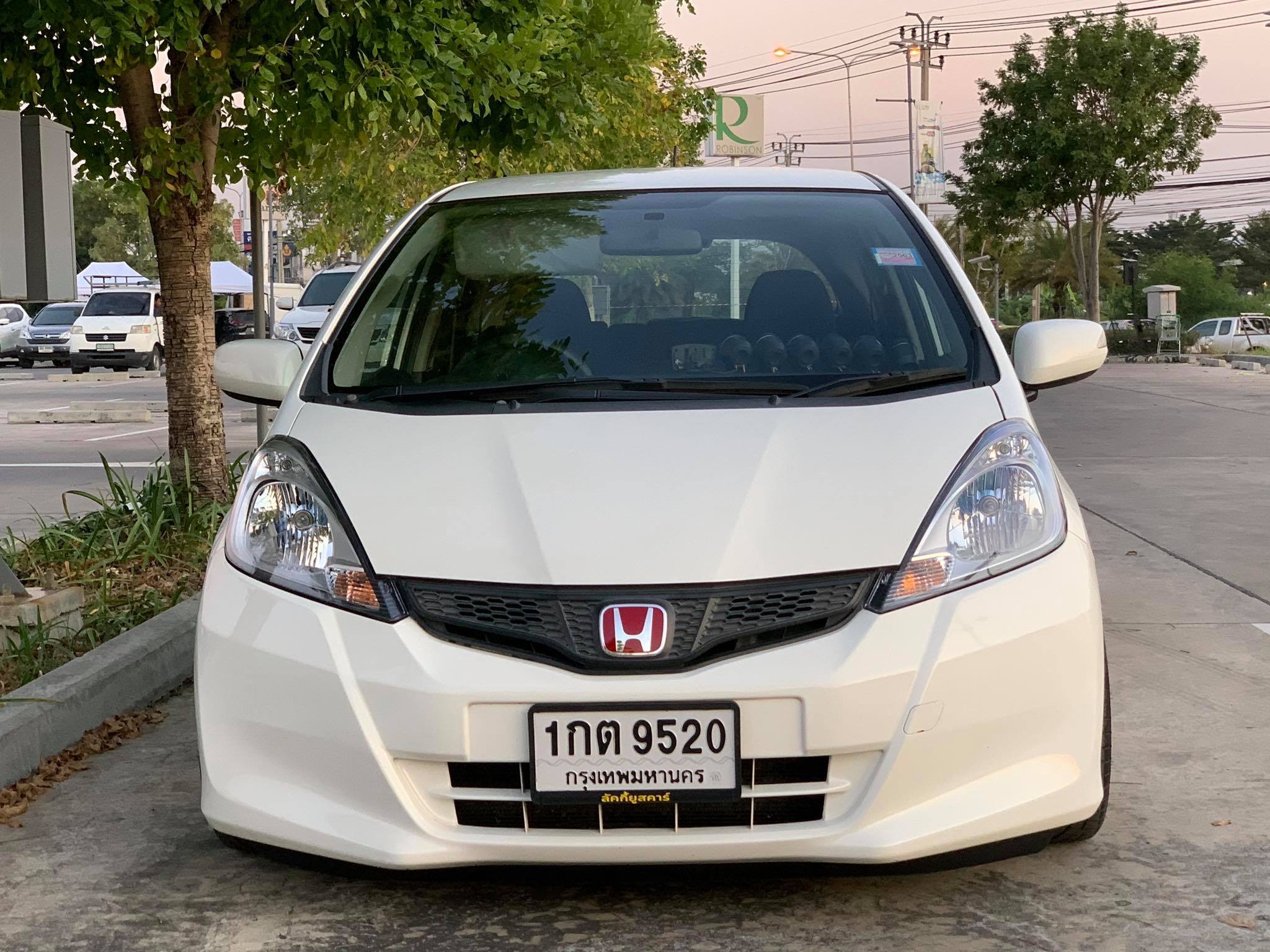 Honda Jazz GE ปี 2013 สีขาว (รูปที่ 7)