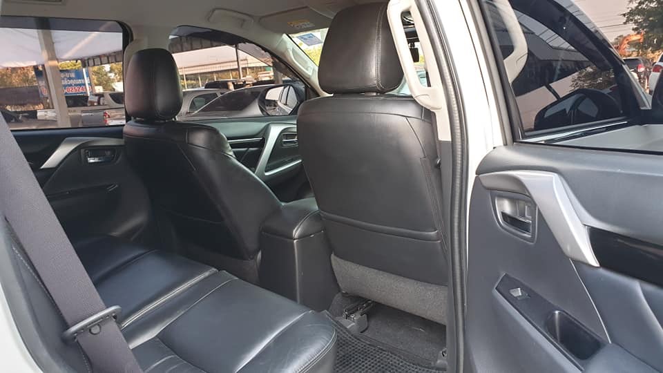 Mitsubishi Pajero Sport ปี 2018 สีขาว (รูปที่ 15)