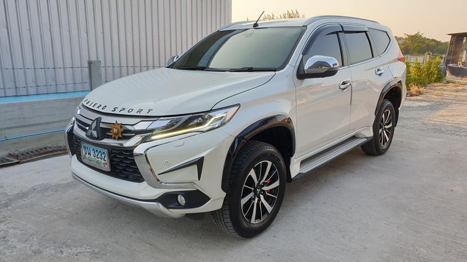 Mitsubishi Pajero Sport ปี 2018 สีขาว (รูปที่ 11)
