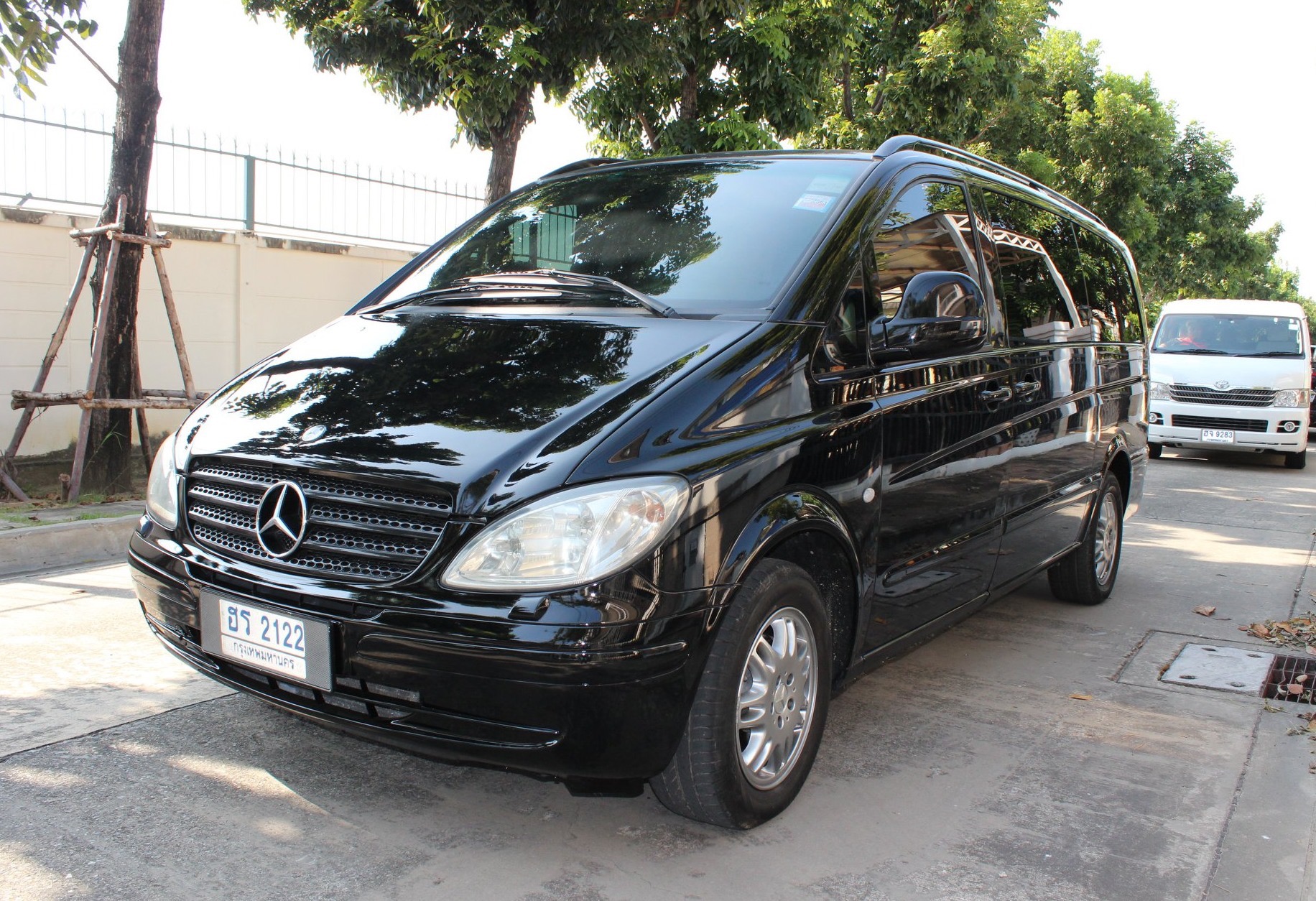 Mercedes-Benz V-Class W639 ปี 2008 สีดำ (รูปที่ 12)