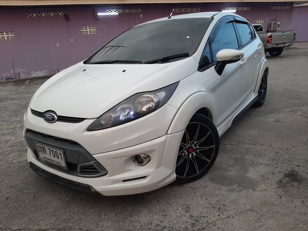 Ford Fiesta ปี 2012 สีขาว (รูปที่ 7)