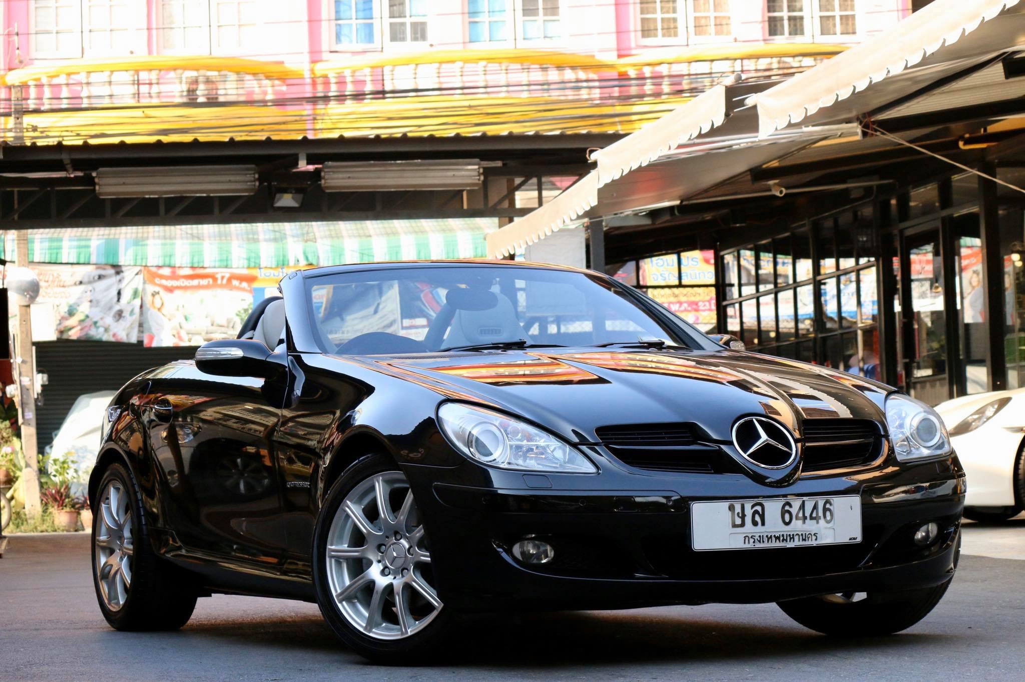 Mercedes-Benz SLK-Class R171 SLK200 ปี 2006 สีดำ (รูปที่ 2)
