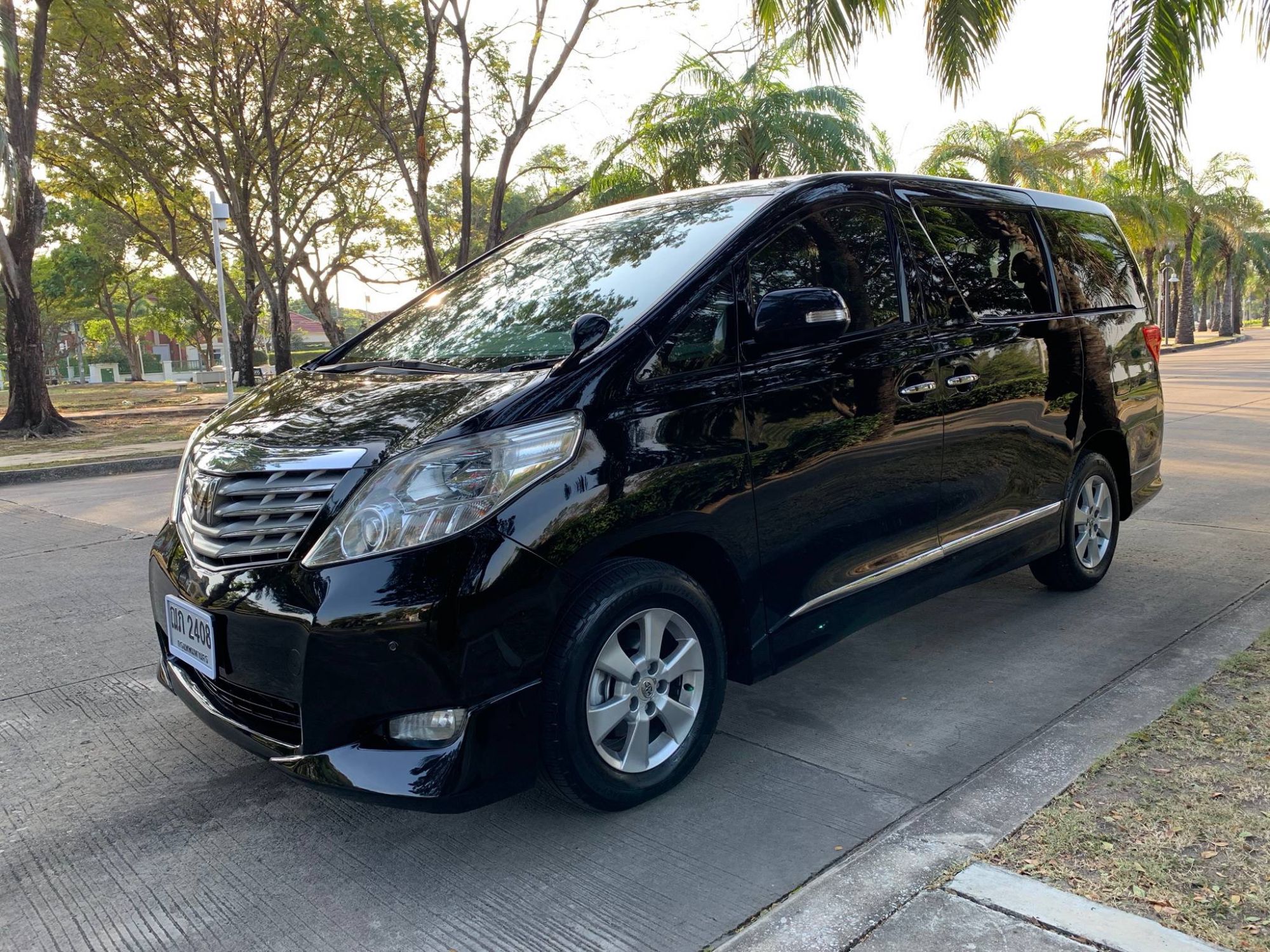 Toyota Alphard ปี 2009 สีดำ