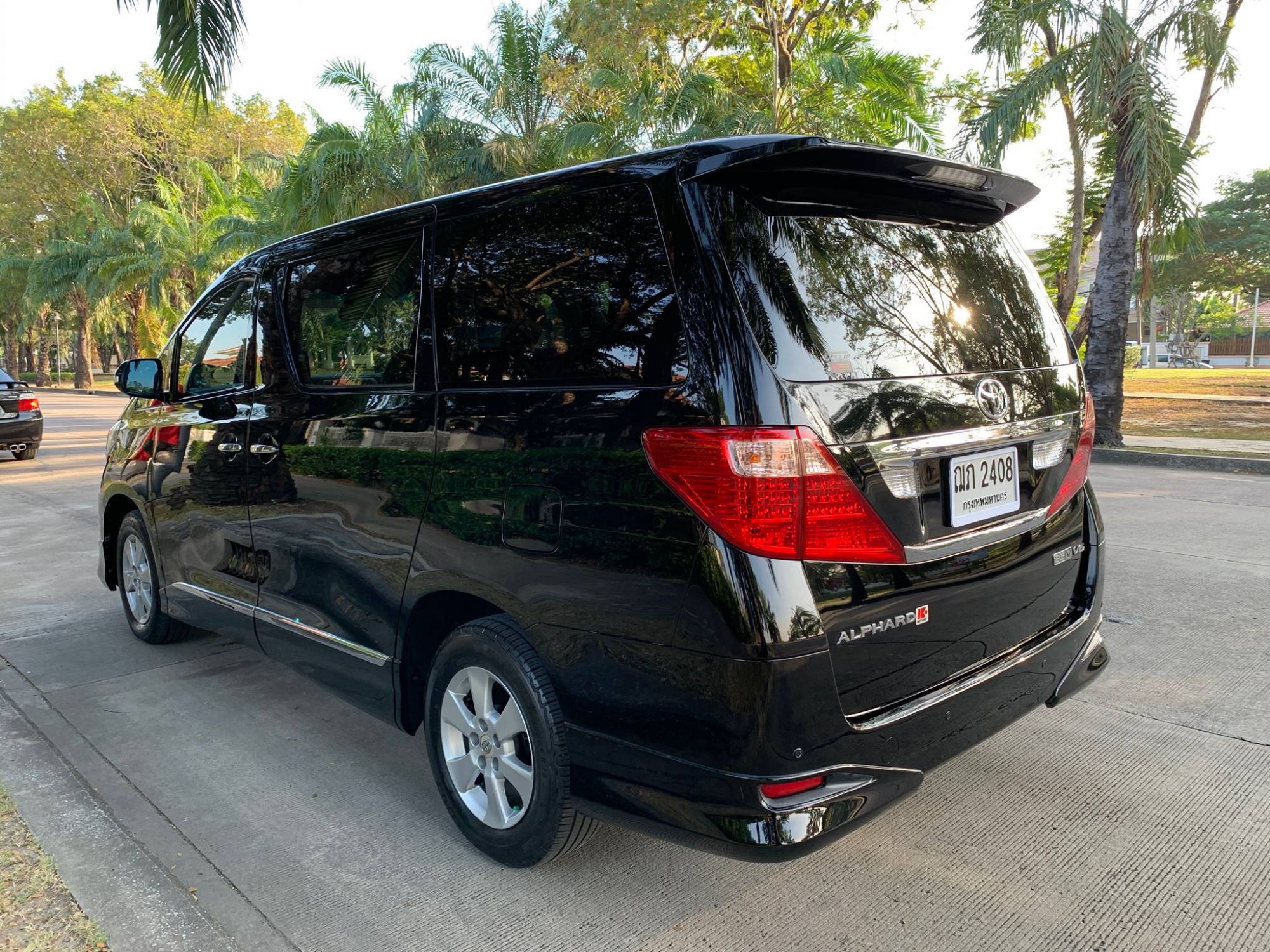 Toyota Alphard ปี 2009 สีดำ (รูปที่ 18)