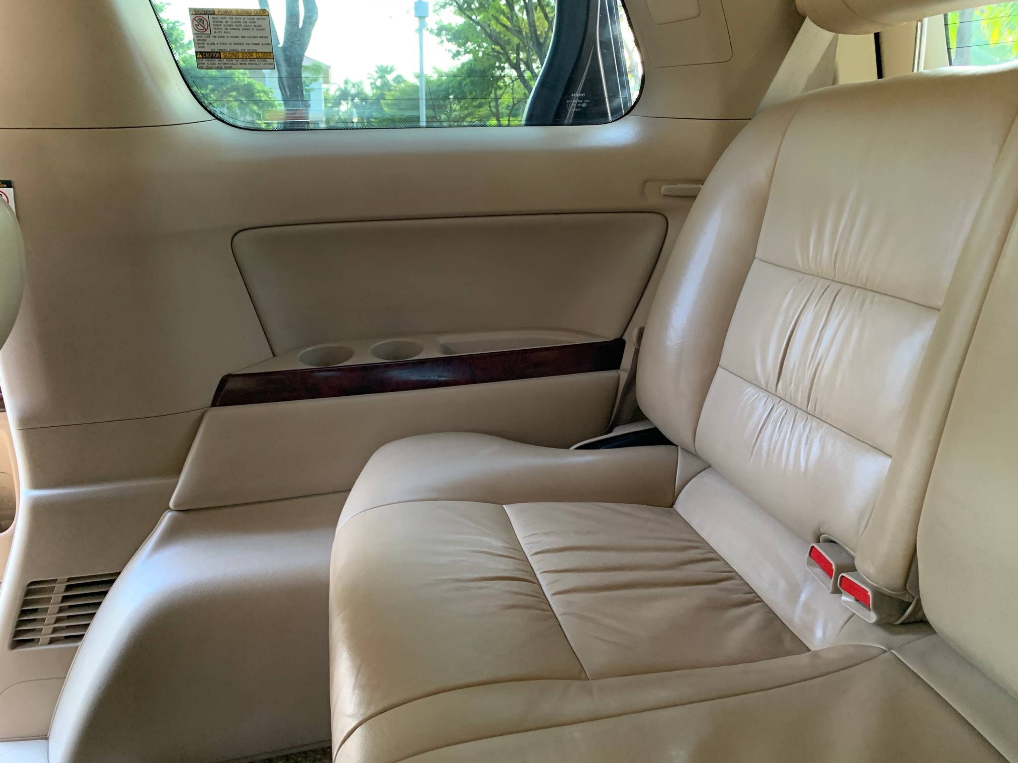 Toyota Alphard ปี 2009 สีดำ (รูปที่ 5)
